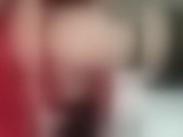 Live sex webcam photo for MissSandraa #276480717