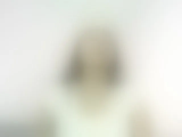Live sex webcam photo for MissSoffiMorel #293736585