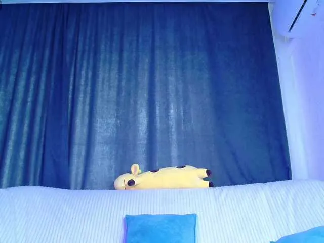 Live sex webcam photo for MissSofiyka #290190218