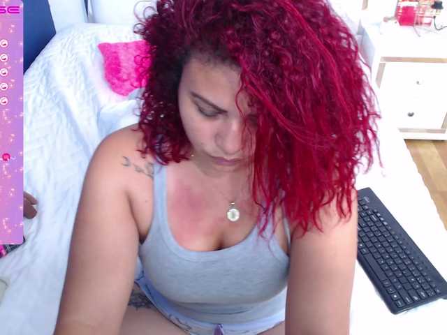 Live sex webcam photo for MissStephania #275678831