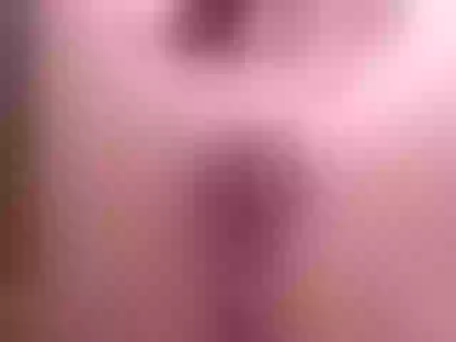 Live sex webcam photo for MissStephania #277095160