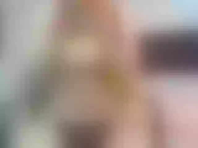 Live sex webcam photo for MissSweetie69 #272143163