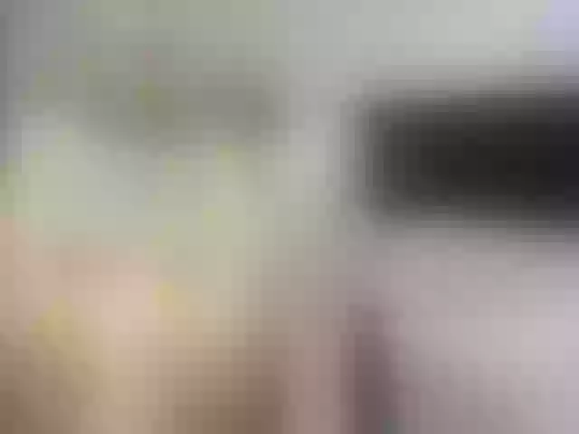 Live sex webcam photo for MissSweetie69 #272186340
