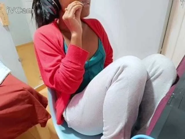 Live sex webcam photo for Missaudreys #291026477
