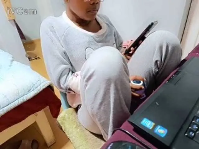 Live sex webcam photo for Missaudreys #291655280