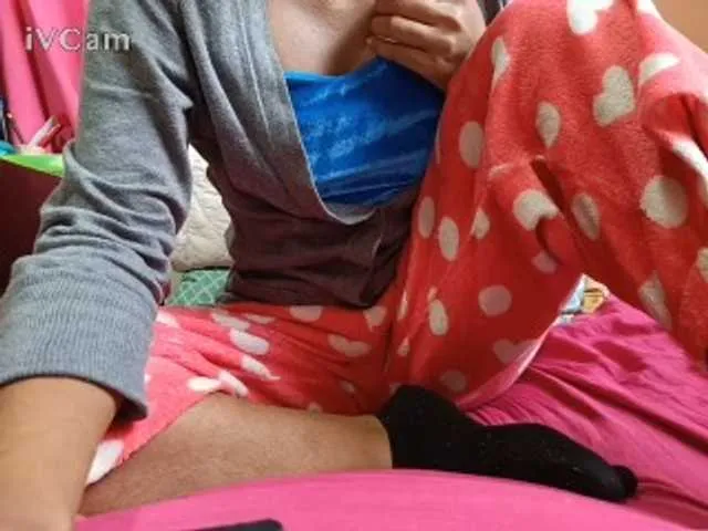 Live sex webcam photo for Missaudreys #293674642