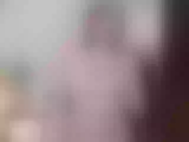 Live sex webcam photo for Missblair12 #290404264