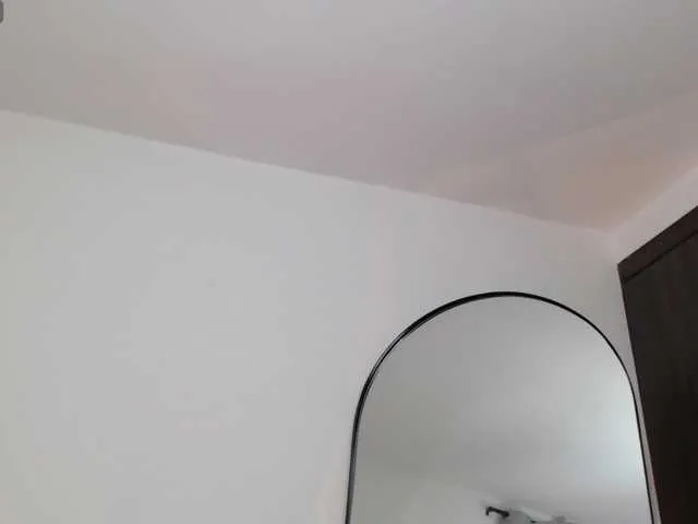 Live sex webcam photo for Missblair12 #290462326