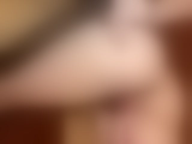 Live sex webcam photo for Missblair12 #293898500