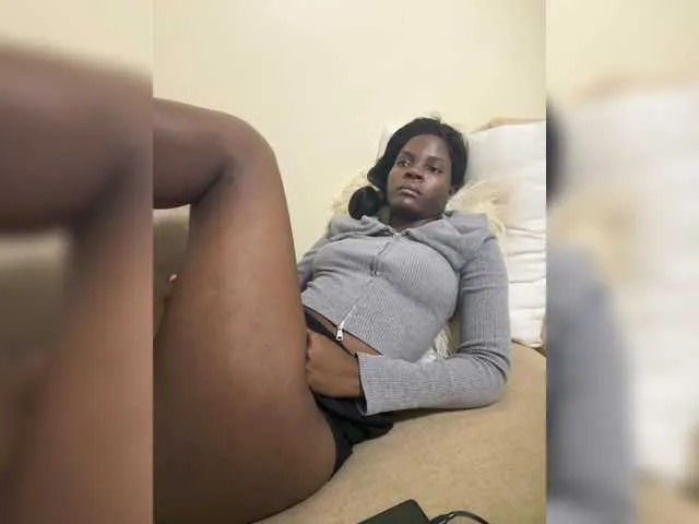 Live sex webcam photo for Misscreamerr #293290905