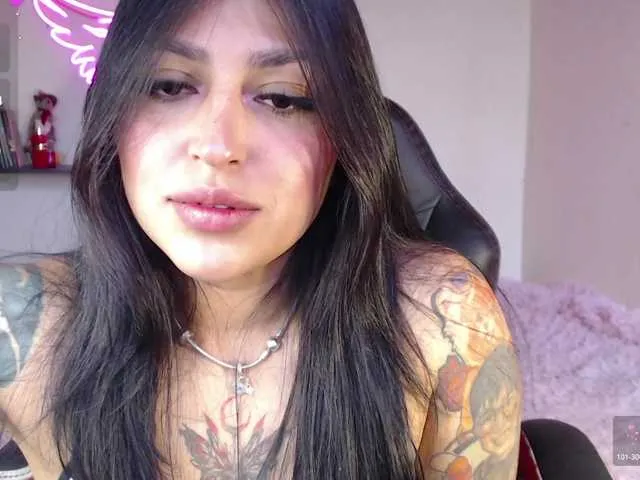 Live sex webcam photo for Missdennise #292355842