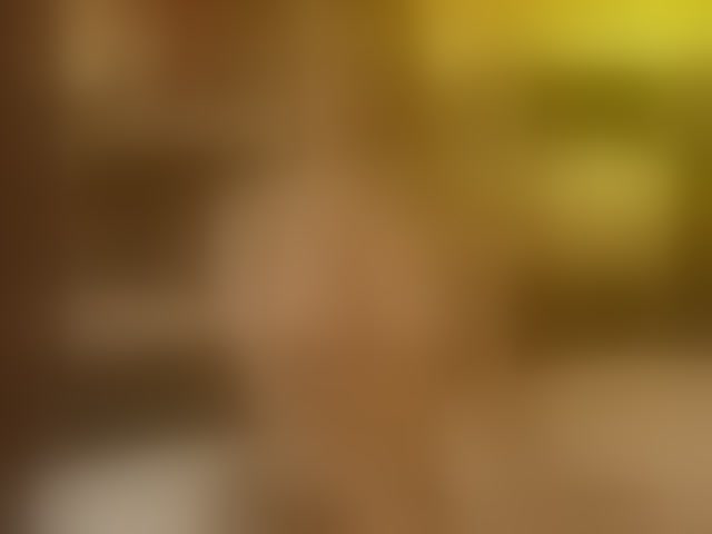 Live sex webcam photo for MisshaNight #294022066