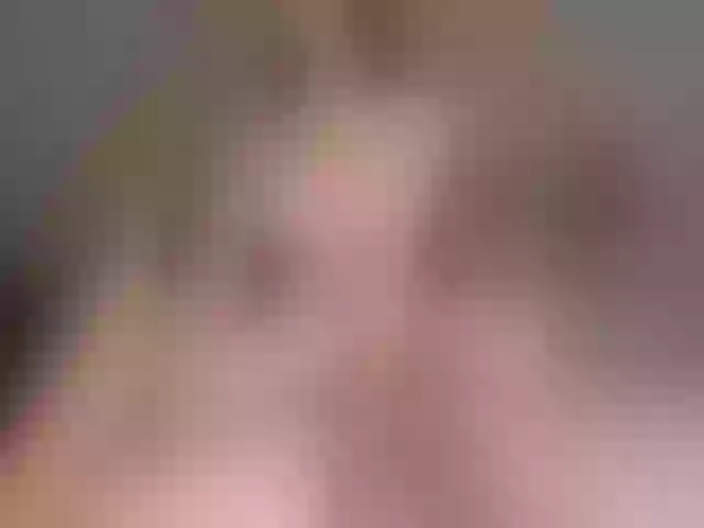 Live sex webcam photo for Misskiskis #290135940