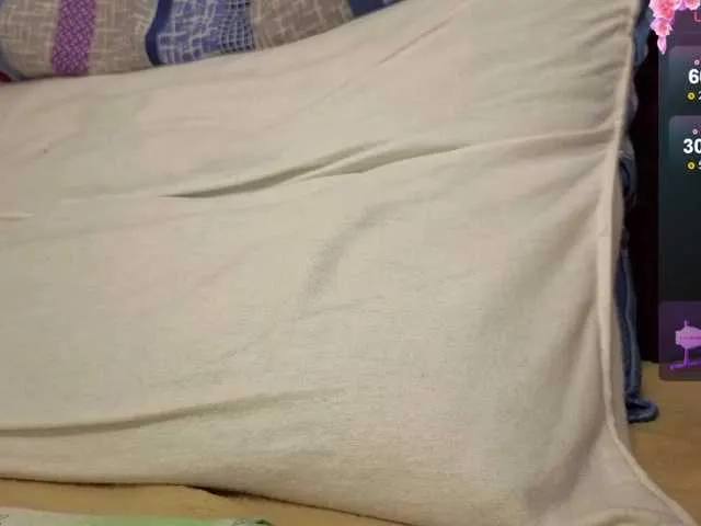 Live sex webcam photo for Misslyolika #291961475