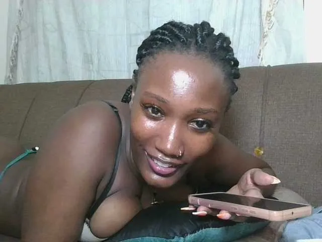 Live sex webcam photo for Missprettygal #292068881