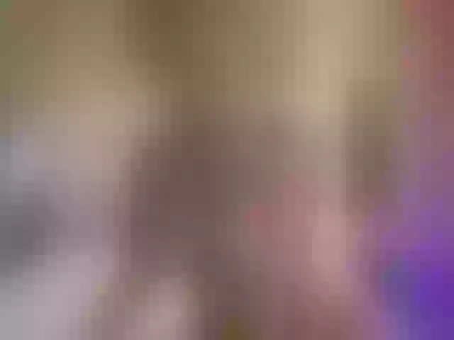 Live sex webcam photo for MisssMira #290018977