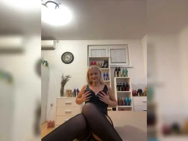 Live sex webcam photo for MisstressSabi #276483512
