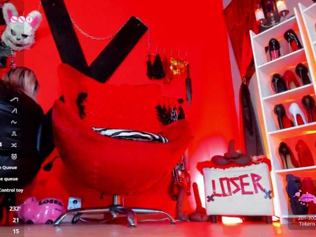 Live sex webcam photo for MistressAndre #291491360