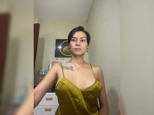 Live sex webcam photo for MistressAurora #291729447