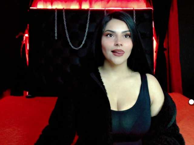 Live sex webcam photo for MistressLomba #273513810