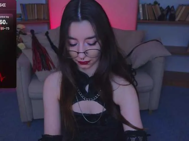Live sex webcam photo for MistressMarcelline #291144955