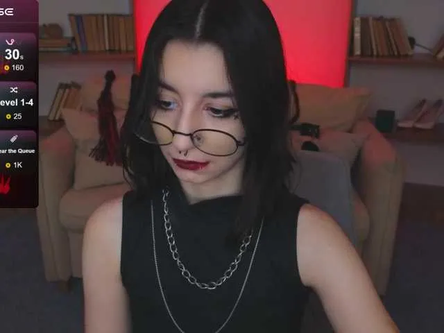Live sex webcam photo for MistressMarcelline #291359948