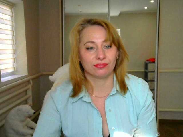 Live sex webcam photo for MistressMilfa #288016471