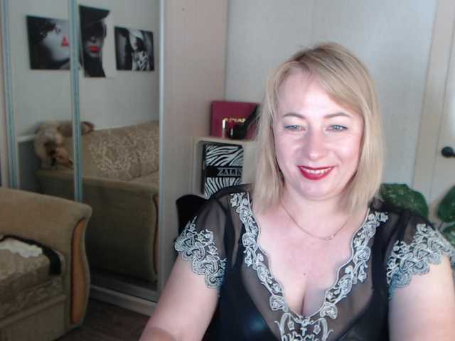 Live sex webcam photo for MistressMilfa #288016574