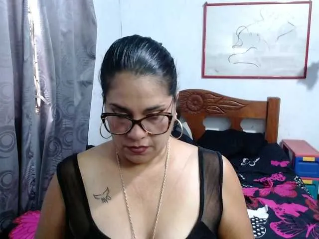 Live sex webcam photo for Mistresskloe #290743655