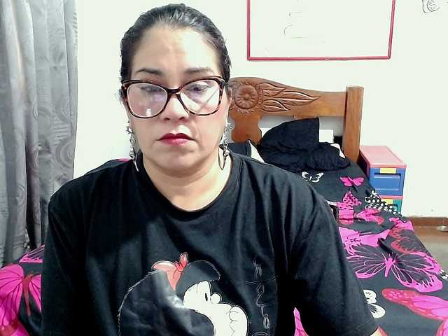 Live sex webcam photo for Mistresskloe #291932785