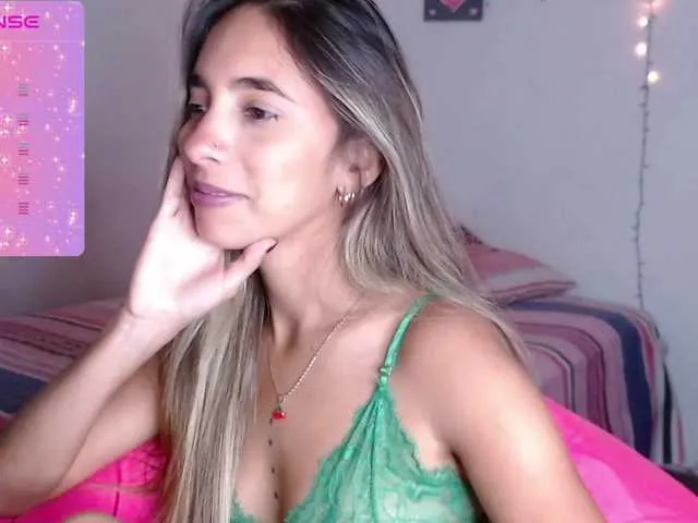 Live sex webcam photo for Mitch-Wilson #292310857