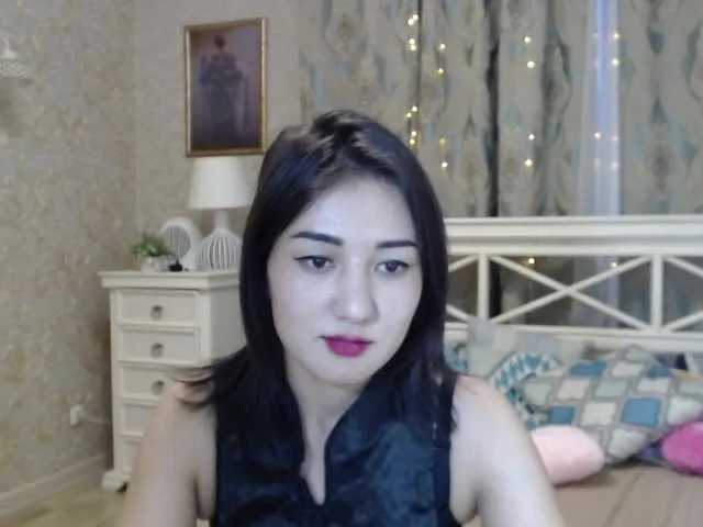 Live sex webcam photo for MitoYoho #272801299