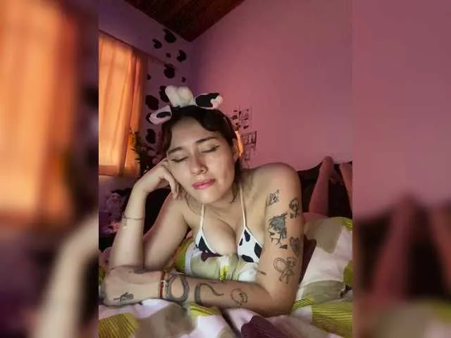 Live sex webcam photo for Mitsu-chan #290649453