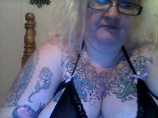 Live sex webcam photo for MitziMonroe #209951719