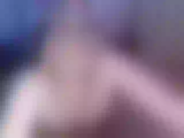 Live sex webcam photo for MiuElle #275693192