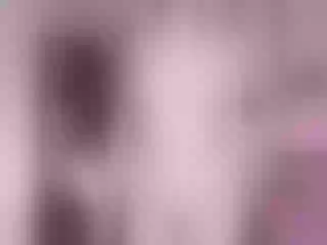 Live sex webcam photo for MiuElle #275930072