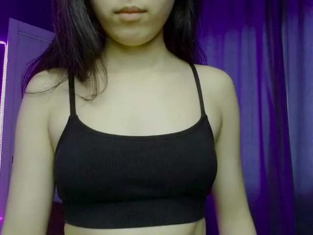 Live sex webcam photo for MiuYuka #288081889