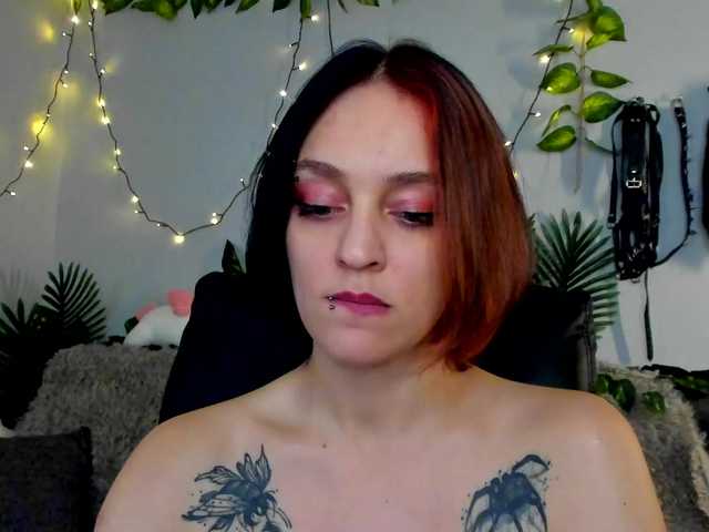 Live sex webcam photo for Miwa-poison #277172482