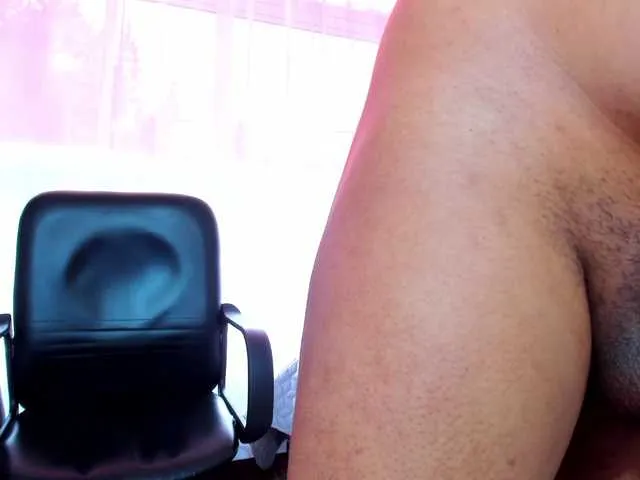 Live sex webcam photo for MixCoupleLove #273245863