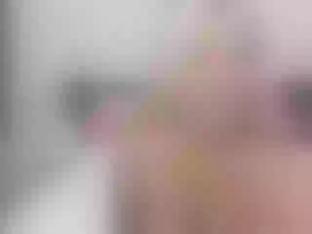 Live sex webcam photo for MiyaKiss #275773264