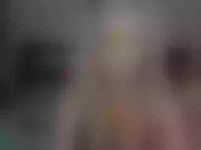 Live sex webcam photo for MiyaKiss #276298031