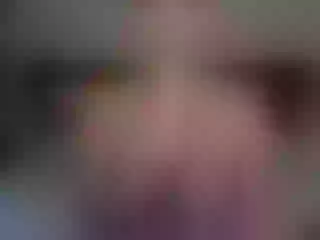Live sex webcam photo for MiyaKiss #276325597
