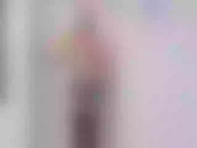 Live sex webcam photo for MiyaKiss #276360114