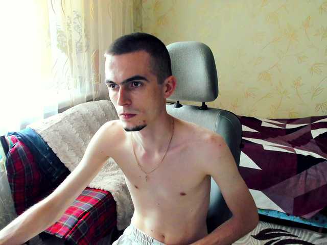 Live sex webcam photo for MjOskar #275721306