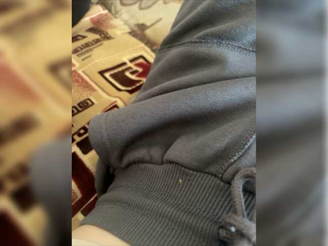 Live sex webcam photo for Mk1903 #277837459