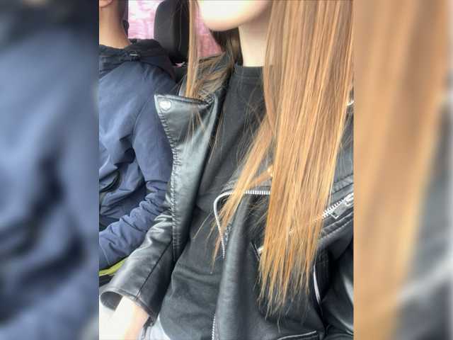 Live sex webcam photo for Mk1903 #277900465