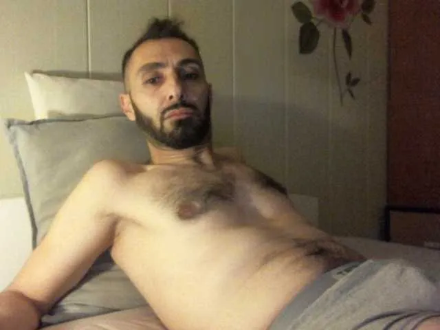 Live sex webcam photo for Mmushroom #293980437