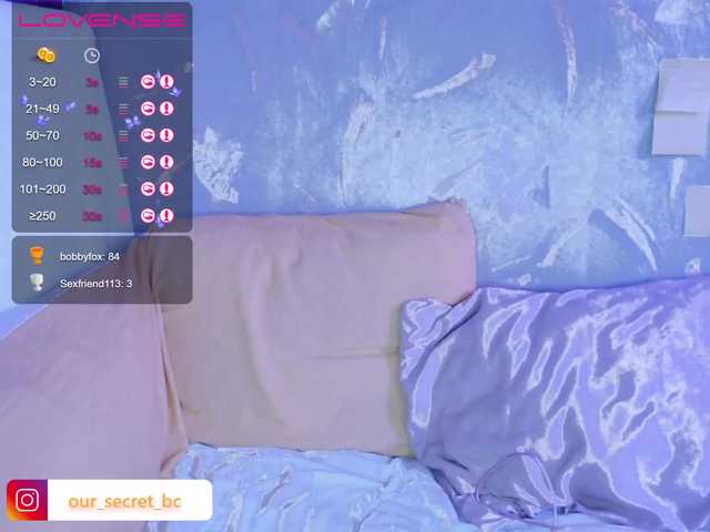 Live sex webcam photo for Mnemosine #273384061