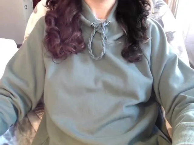 Live sex webcam photo for Mnemosine #276873576