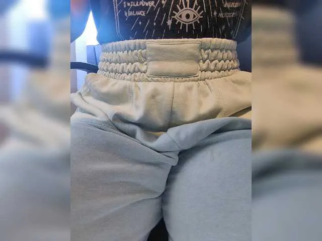 Live sex webcam photo for Mnemosine #277402083